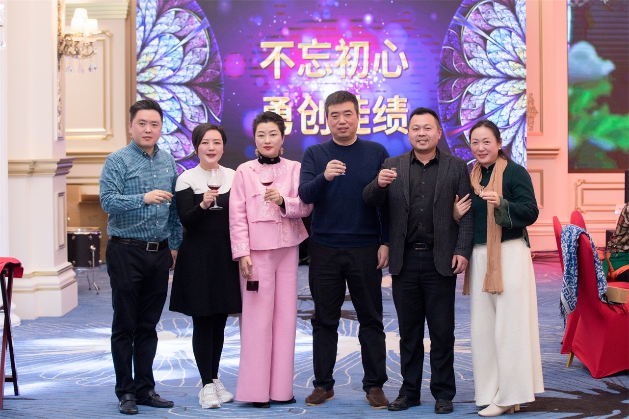 d3200f46dbf6a04be46de4c667b6c7b8.jpg
