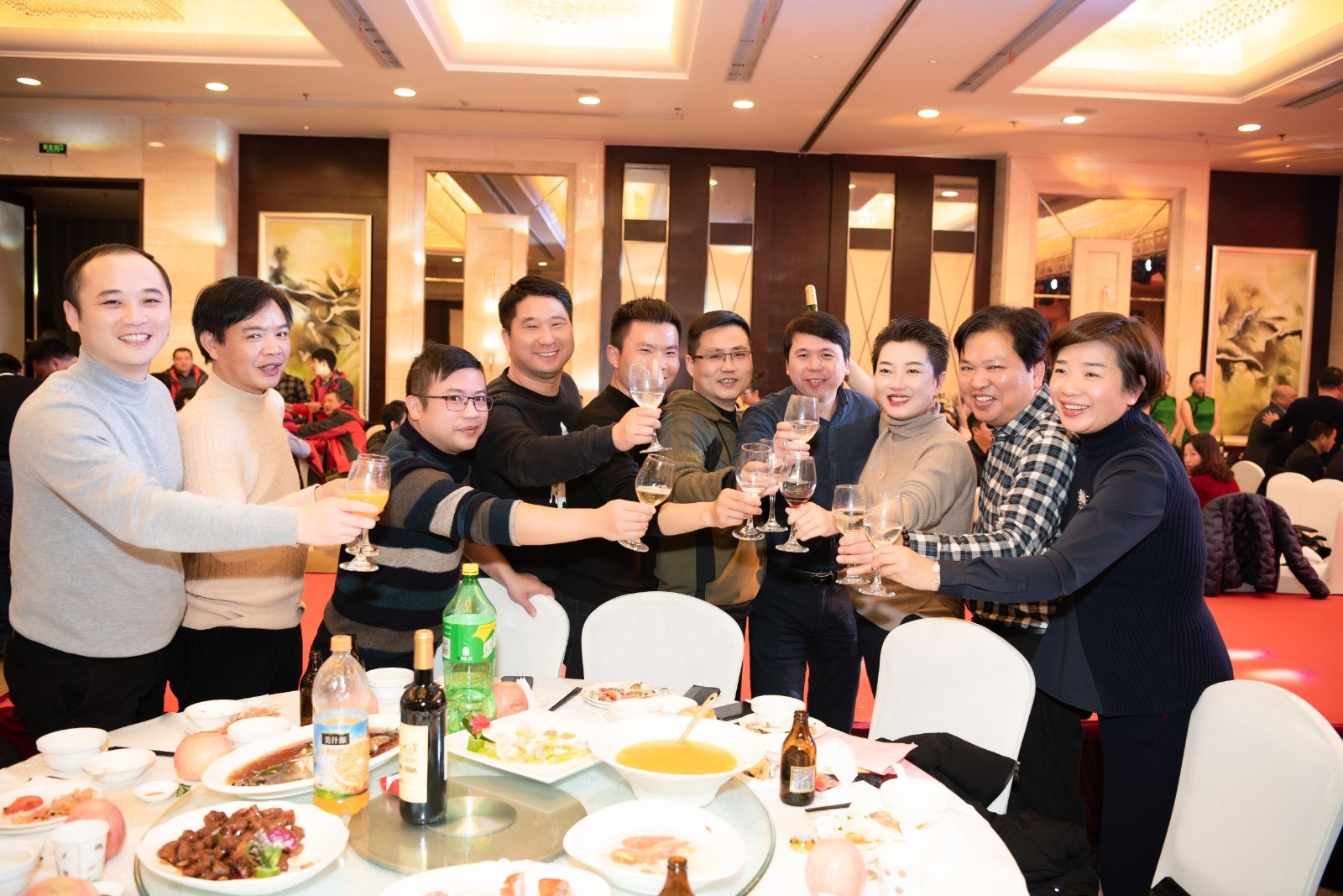 eac92bf5337c1427f3cf2851963fb4d0.jpg