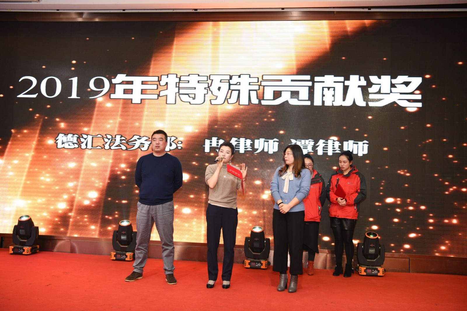 044fe20abf6f705741df224ddea0f9bf.jpg